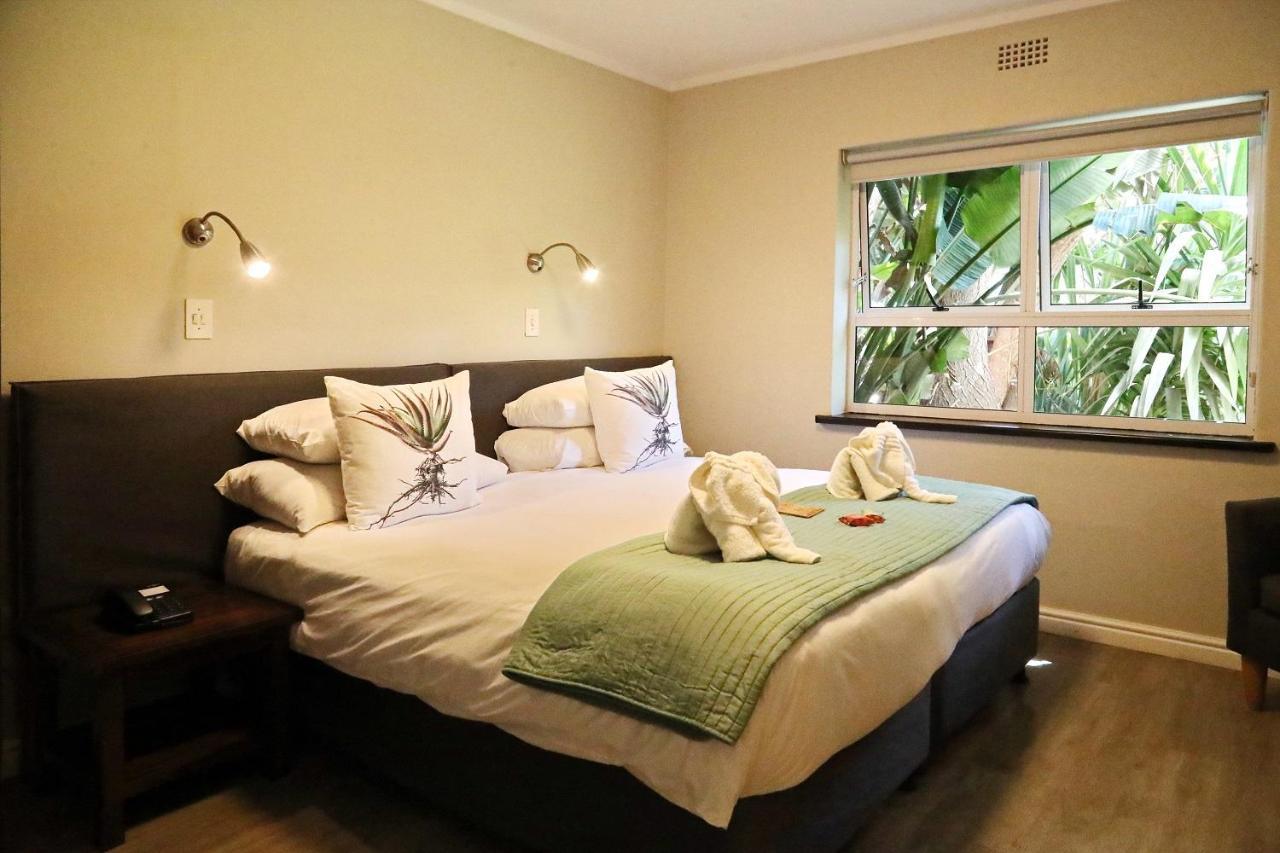 Blue Bay Lodge Saldanha Bay Екстериор снимка