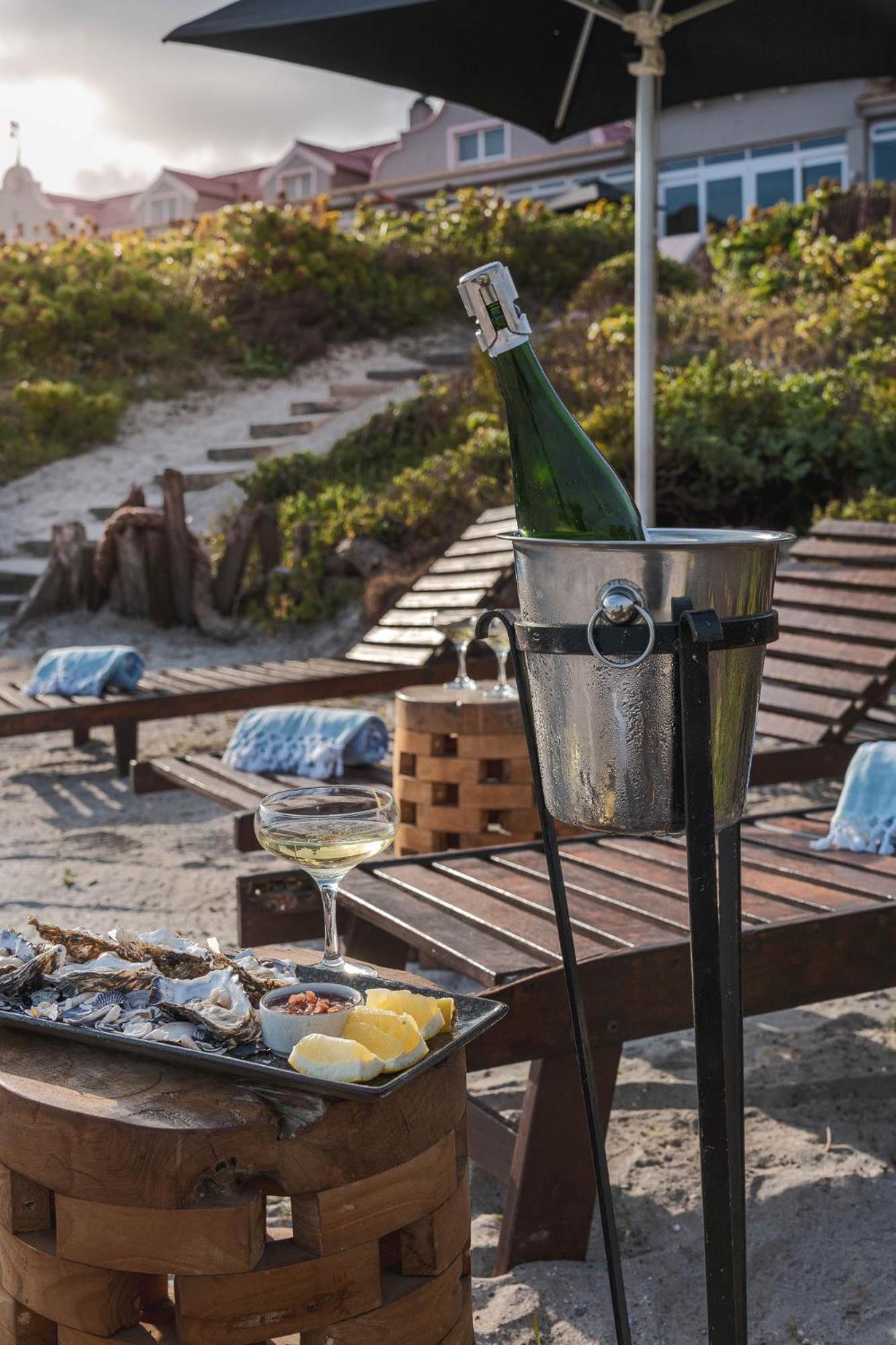 Blue Bay Lodge Saldanha Bay Екстериор снимка